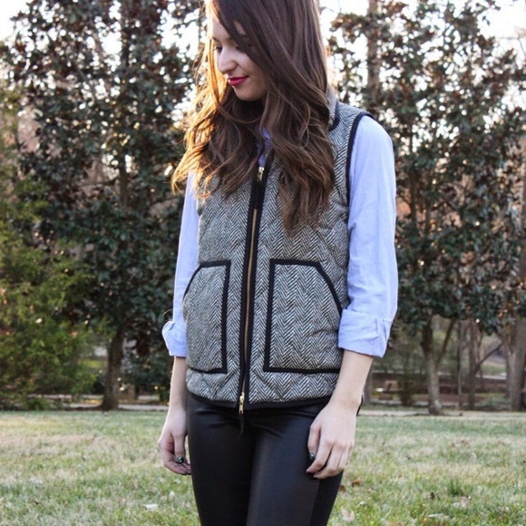 J. Crew Cream Black Herringbone Down Puffy‎ Quilted Vest - Picture 4 of 10